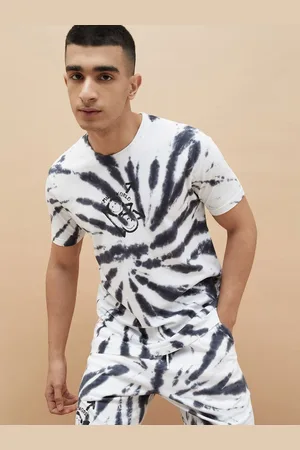 Smileyworld Men Dyed Round Neck Cotton T-shirt