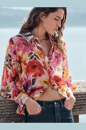 LULU & SKY Women Spread Collar Floral Printed Relaxed Fit Casual Shirt
