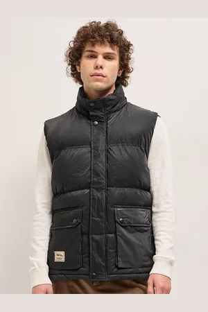 The Bear House Men Hooded Solid Casual Gilet Jacket