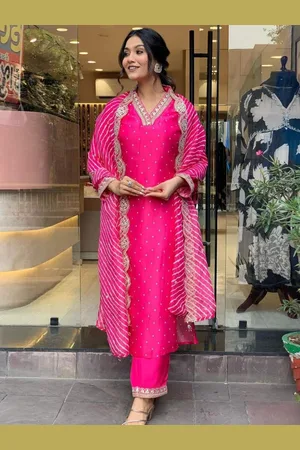 SHIJILA Bandhani Printed Regular Thread Work Kurta With Trouser With Dupatta