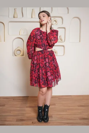 PURVAJA Women Floral Printed Puff Sleeve Fit & Flare Dress