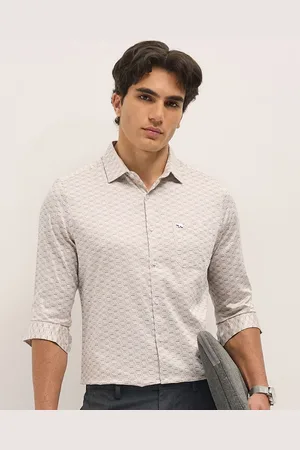 The Bear House Men Tailored Fit Opaque Printed Formal Shirt