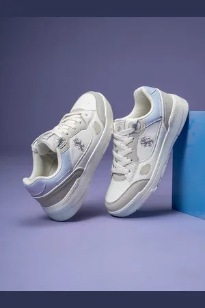 Red Tape Women Solid Sneakers