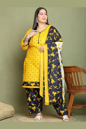 Rajnandini Plus Size Sweetheart Neck Floral Printed Straight Kurta with Trousers & Dupatta