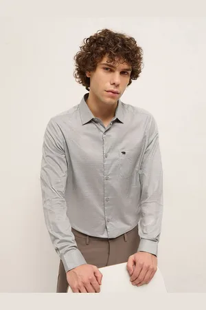 The Bear House Men Tailored Fit Opaque Printed Formal Shirt