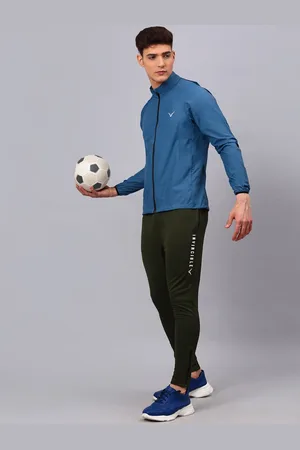 Invincible Men Windrunner Outdoor Jacket
