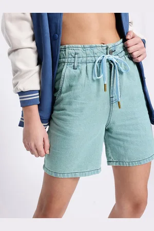 DressBerry Women Modern Cool Washed Denim Shorts