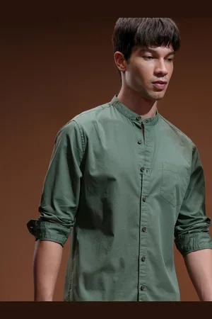 Highlander Men Blue Solid Long Roll-Up Sleeves Slim Fit Casual Shirt