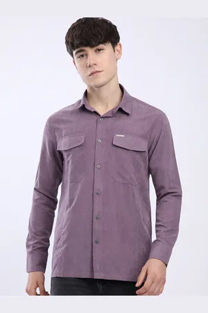 Beyoung Men Spread Collar Solid Relaxed Fit Casual Shirt