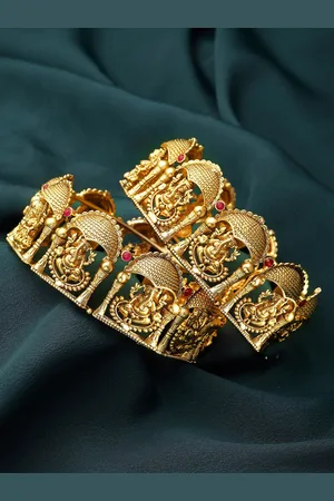 karatcart Set Of 2 Gold Plated Kundan Stone Studded Lord Ganesh Temple Bangles