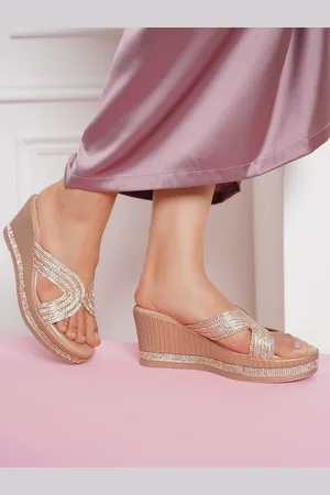 SHEZONE Women Embellished Wedge Heels Sandals