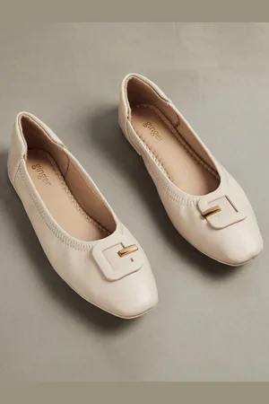Lifestyle Women Slip-On Sneakers