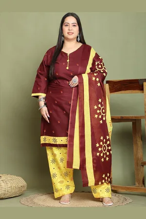 Rajnandini Plus Size V-Neck Floral Printed Straight Kurta With Salwar & Dupatta