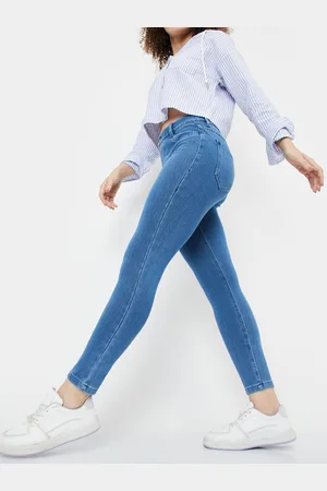 Max Collection Women Mildly Distressed Jeans