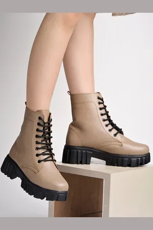 Shoetopia Girls Heeled Lace-Up Boots