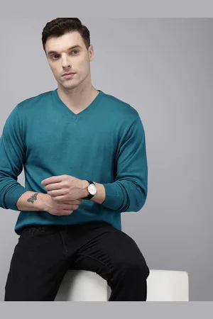 Park Avenue V-Neck Pullover Sweater