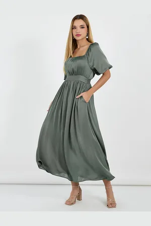 Styli Women Solid Puff Sleeves A-Line Maxi Dress