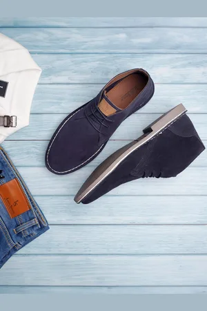 LOUIS STITCH Men Mid-Top Solid Suede Desert Boots
