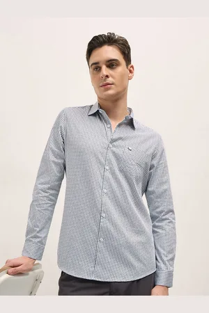 The Bear House Men Spread Collar Geometric Printed Cotton Tailored Fit Formal Shirt