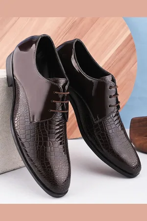 Provogue Men Textured Formal Shoes