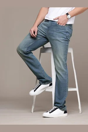 Nautica Men Straight Fit Light Fade Stretchable Jeans