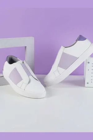 Metro Women Colourblocked Sneakers