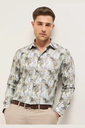 The Bear House Men Tailored Fit Opaque Printed Formal Shirt