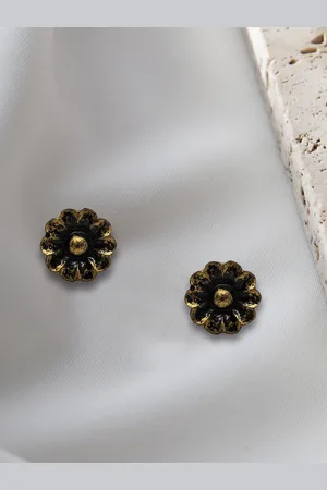Comet Busters Floral Studs Earrings