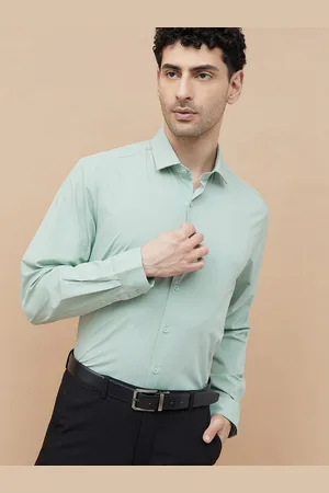 Lifestyle Men Cutaway Collar Solid Cotton Formal Shirt