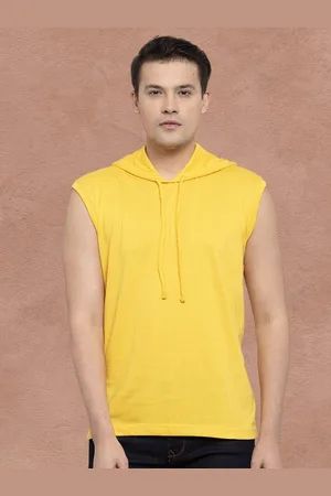 Friskers Men Yellow Cotton Solid Hoodie T-shirt