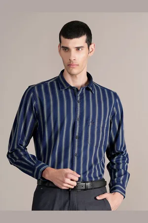 CANTABIL Men Spread Collar Vertical Striped Cotton Casual Shirt