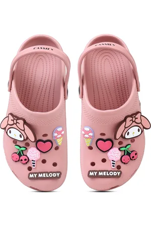 CASSIEY Women Croslite Clogs