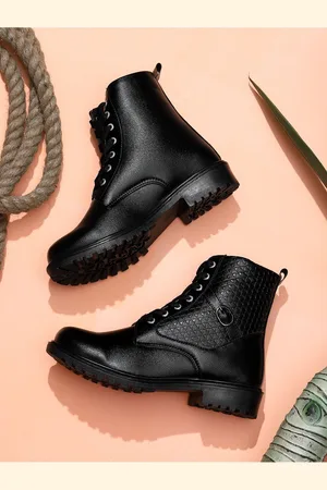 TRASE Women Round Toe Lace-Ups Regular Boots