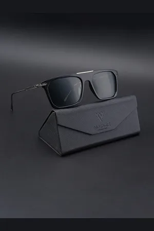 VOYAGE Unisex Green Lens & Black Wayfarer Sunglasses with Polarised and UV Protected Lens