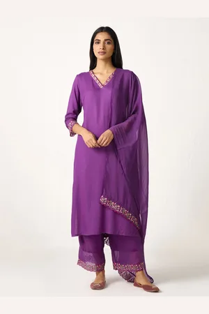 Ancestry Organza Dupatta with Thread Work