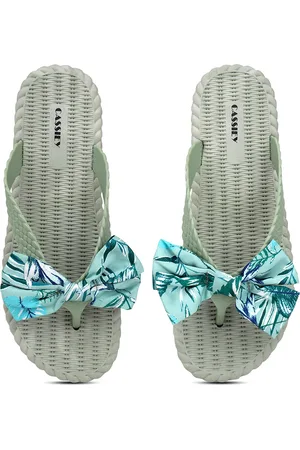 CASSIEY Women Printed Rubber Slip-On