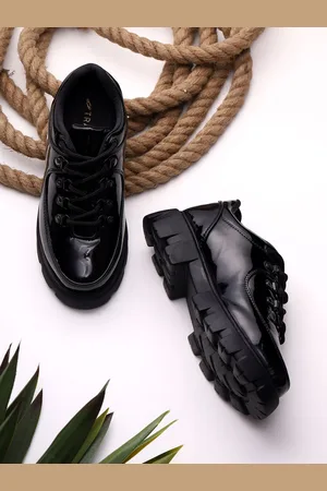 TRASE Women Lightweight Round Toe Sneakers