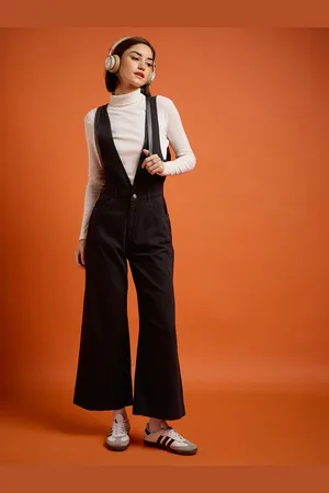 Sassafras Women V-Neck Flared Leg Pure Cotton Basic Jumpsuit