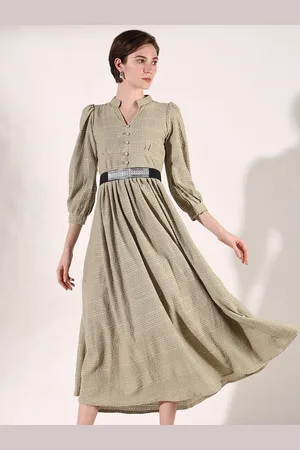 SHOWOFF Women Puff Sleeve Lace Fit & Flare Midi Dress