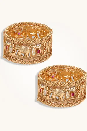 Peora Set of 2 Gold Plated Stones Studded Kada Bangles