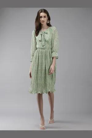 Roadster The Lifestyle Co Floral Printed Three Quarter Sleeve Fit & Flare Dress