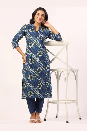 PIROH Bandhani Printed Angrakha Sequinned Pure Cotton Kurta With Trousers
