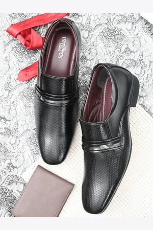 Invictus Men Black Solid Formal Slip-On Shoes