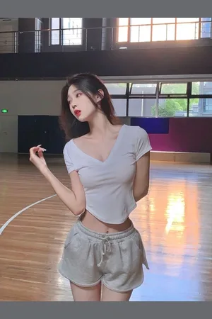HERE&NOW Women V-neck Short Neck Crop Top