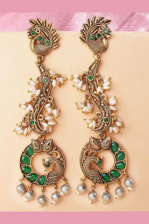 karatcart Gold Plated Kundan Studded Contemporary Drop Earrings