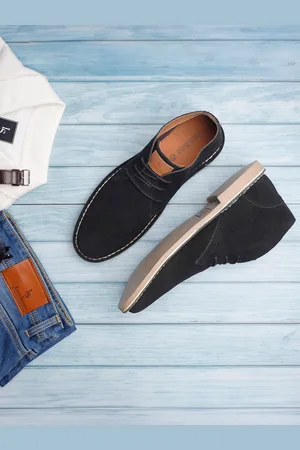 LOUIS STITCH Men Mid-Top Solid Suede Desert Boots