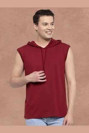 Friskers Men Maroon Cotton Solid Hoodie T-shirt