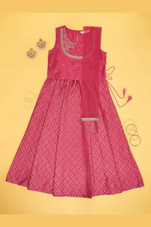 Pantaloons Girls Embroidered Sequinned Ready to Wear Lehenga & Blouse With Dupatta