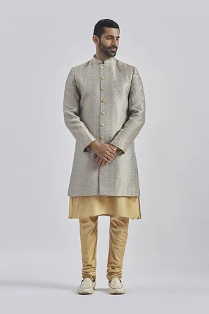 Vastramay Men Self Design Sherwani Set