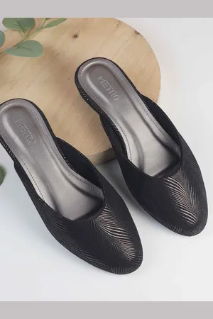 Metro Women Block Heel Mules